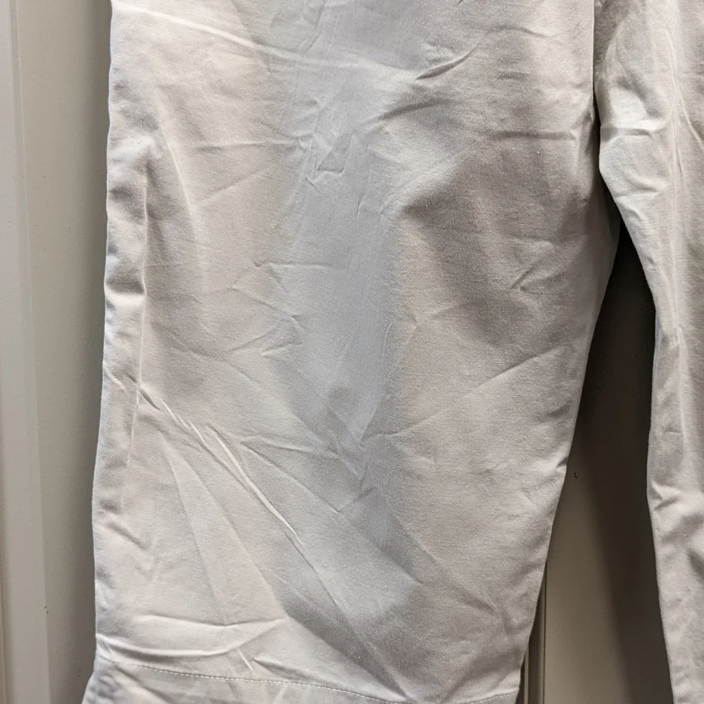 White Stag Stretch Classic Tan Khaki Chinos Bermudas/Capris- Size 10